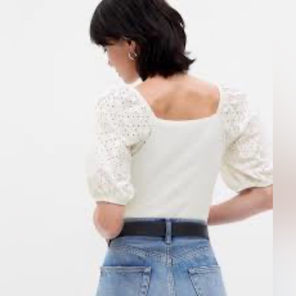 NWT Modern Eyelet Puff Sleeve Sweetheart T-Shirt - Picture 3 of 7